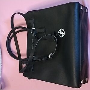 Michael Kors Hamilton 13x11x4